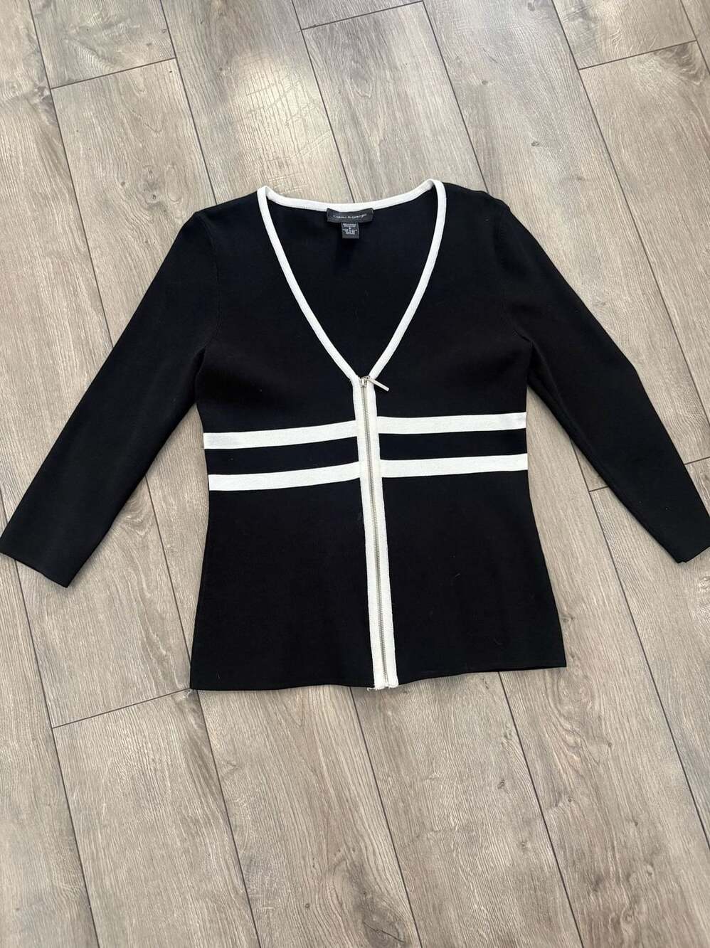 Cable & Gauge Black and White Full Zip V-Neck Knit Cardigan Sweater Size S